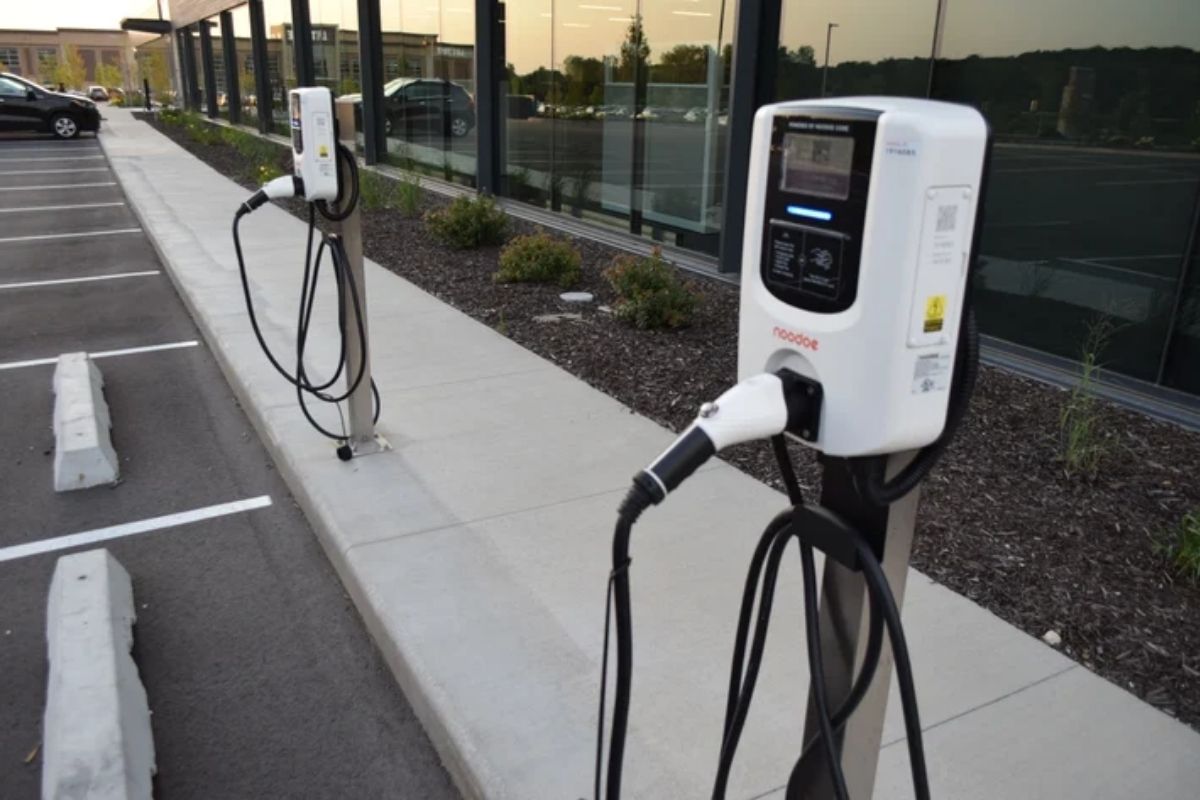 EV Chargers Public Access